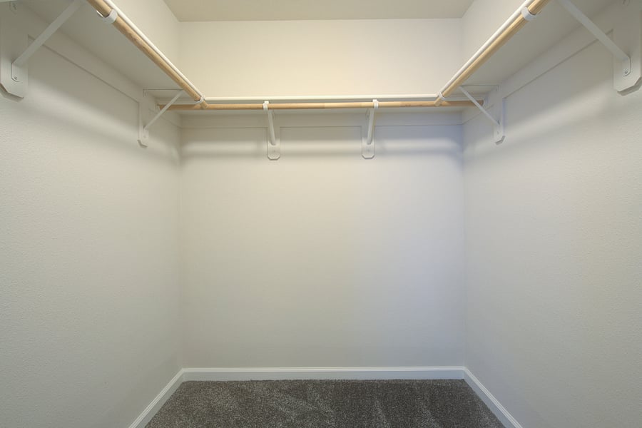 Master Bedroom Walk in Closet