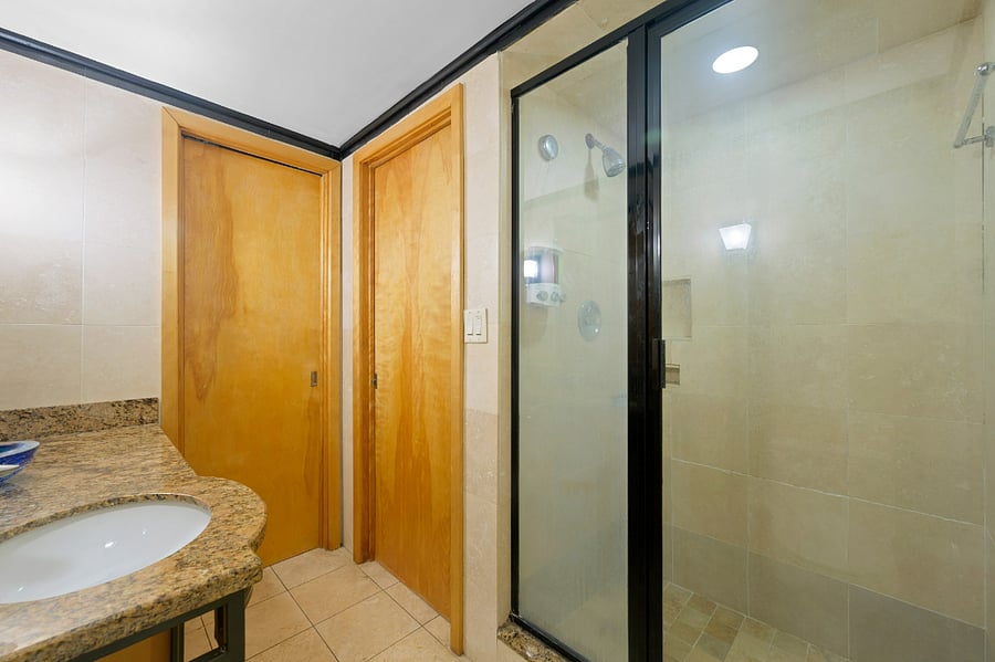 Furnished Finder property 817500_1 photo 9