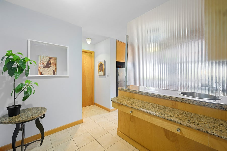 Furnished Finder property 817500_1 photo 11