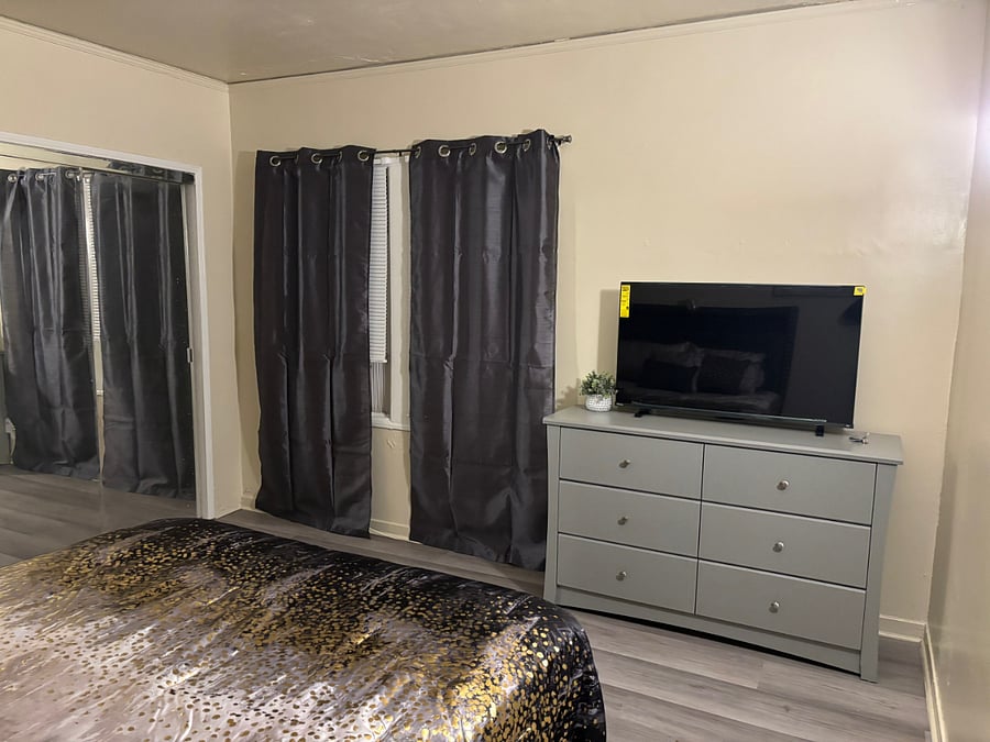 Furnished Finder property 817607_2 photo 4