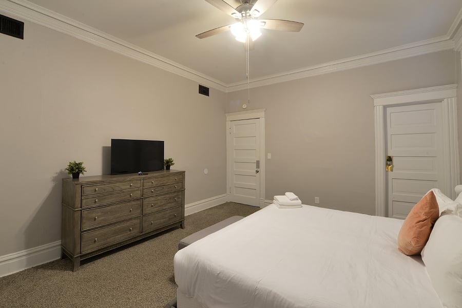Furnished Finder property 817610_1 photo 13