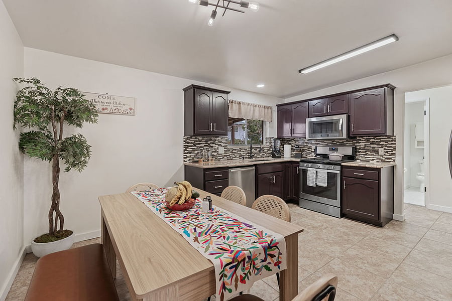Furnished Finder property 817612_1 photo 14