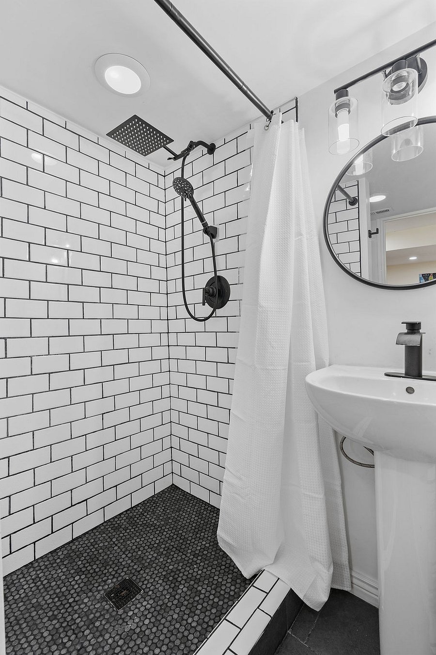 Furnished Finder property 817612_1 photo 33