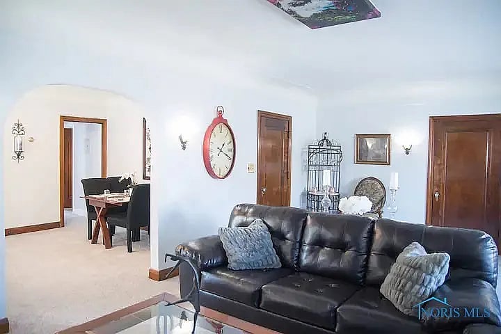 Furnished Finder property 817627_1 photo 12