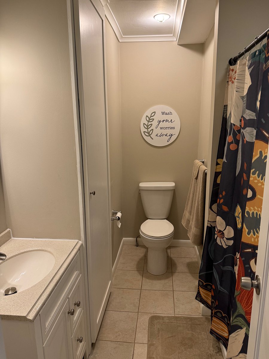 Furnished Finder property 817630_1 photo 45