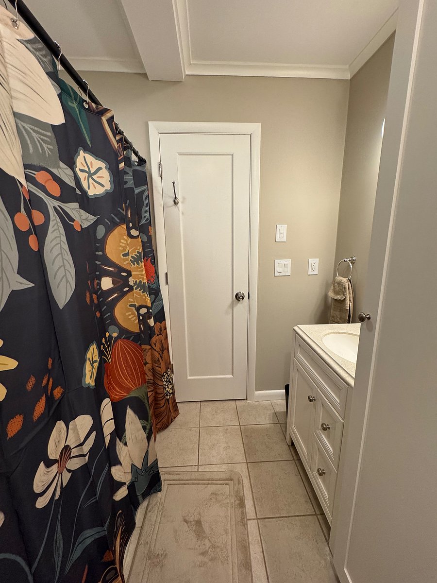 Furnished Finder property 817630_1 photo 49