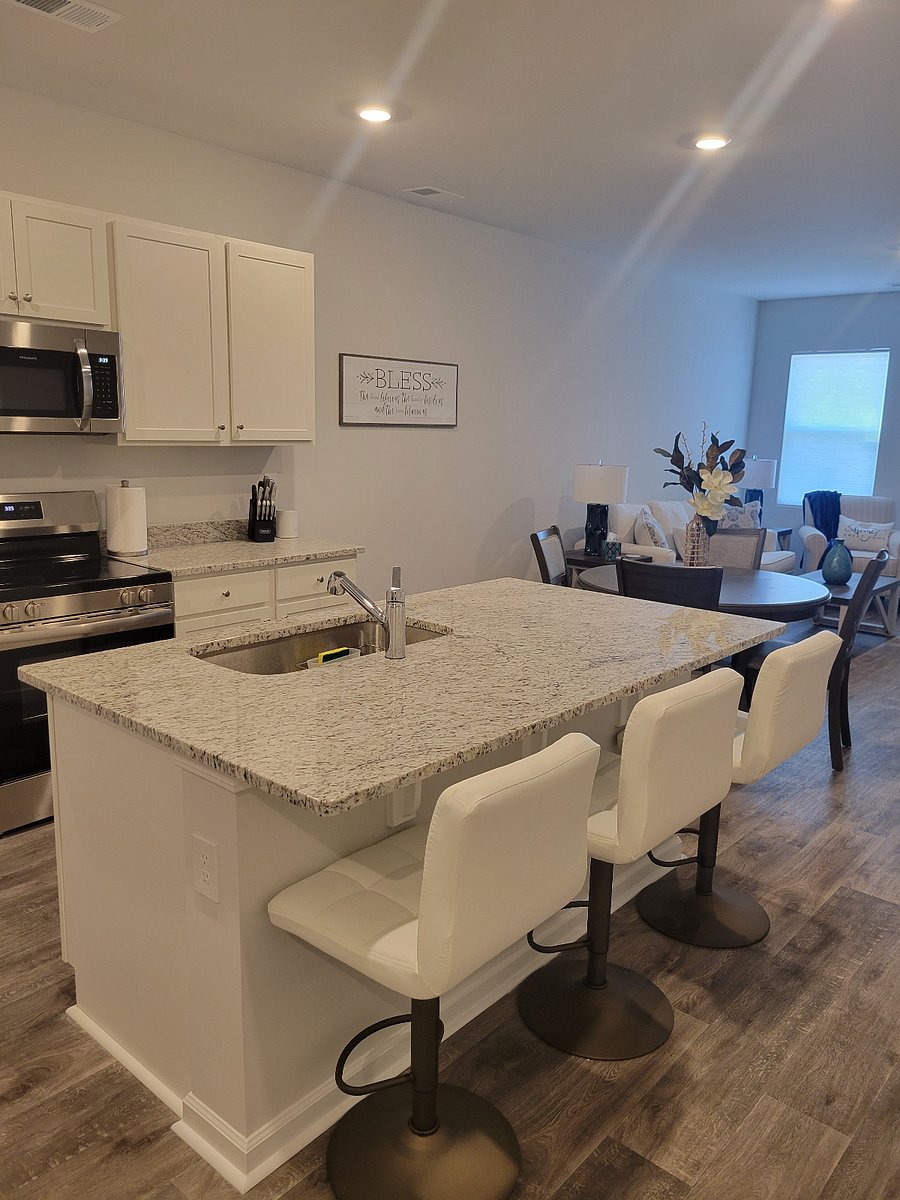 Furnished Finder property 817631_1 photo 12