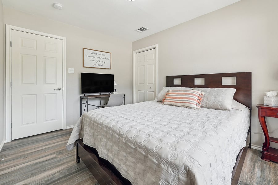 Furnished Finder property 817647_1 photo 7