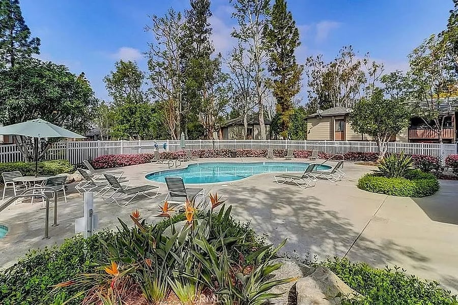 Furnished Finder property 817660_1 photo 17