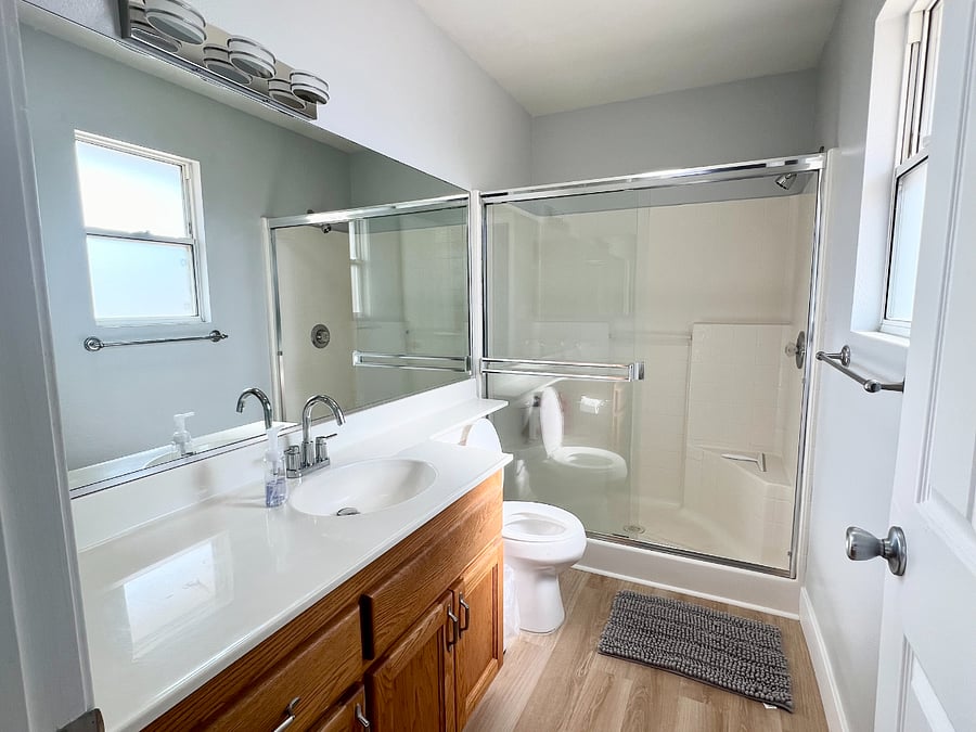 Primary room bathroom, View #1