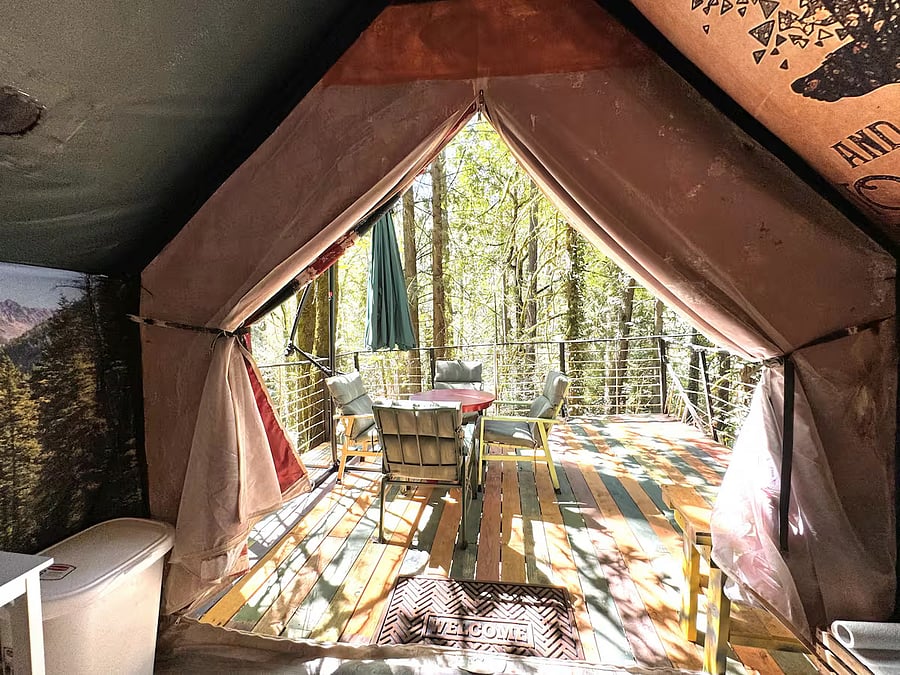 BONUS! Glamping Tree House(with 1 to 2 day notice, no charge to hang out, only cleaning fee if you spend the night)