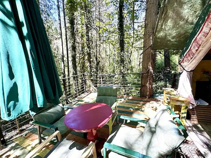 Amazing deck views. BONUS! Glamping Tree House(with 1 to 2 day notice, no charge to hang out, only small cleaning fee if you spend the night)