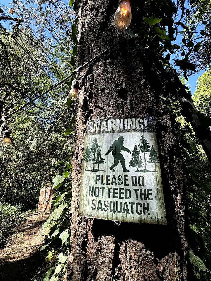 Yes, DO NOT FEED THE SASQUATCH 