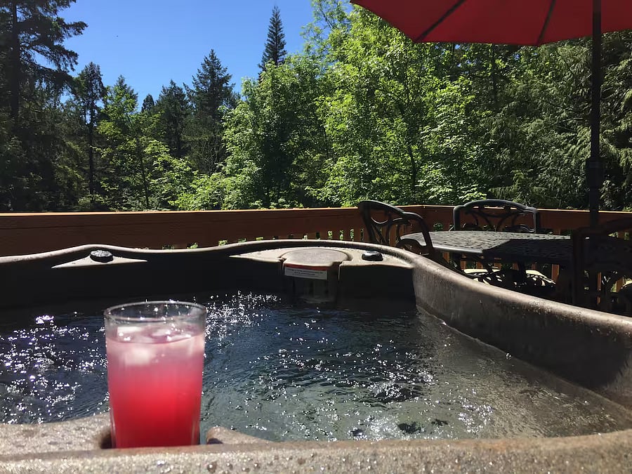 HOT TUB AVAILABLE FOR $395 A MONTH. (That is a typical amount per week:) I Can Rent one and have it delivered. Wonderful to have out here in the forest. 