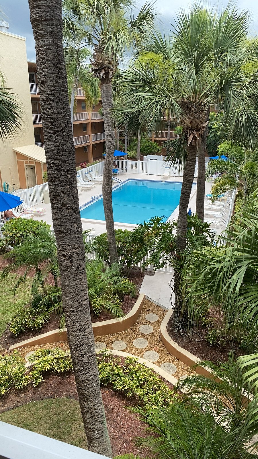 Furnished Finder property 817798_1 photo 16