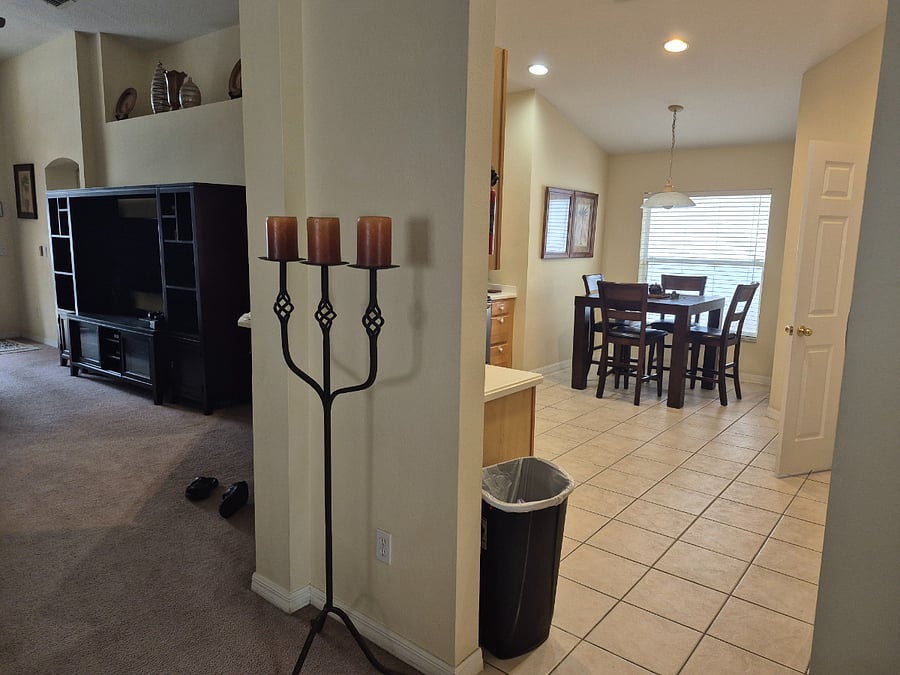 Furnished Finder property 817877_1 photo 2