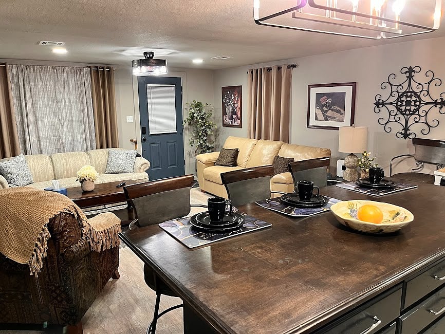 Furnished Finder property 817881_1 photo 3