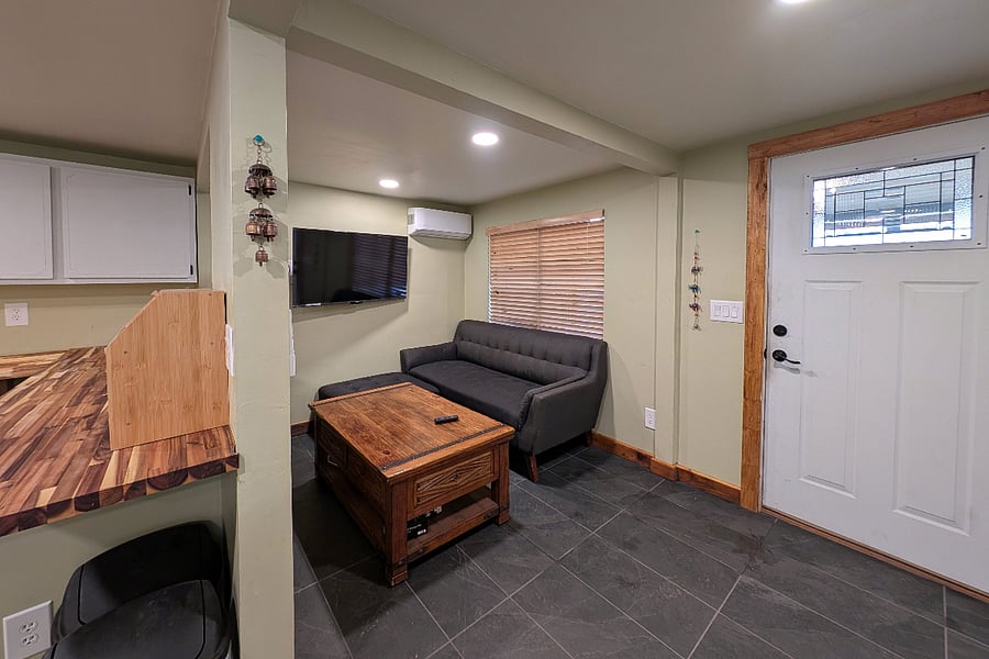 Furnished Finder property 817933_1 photo 2