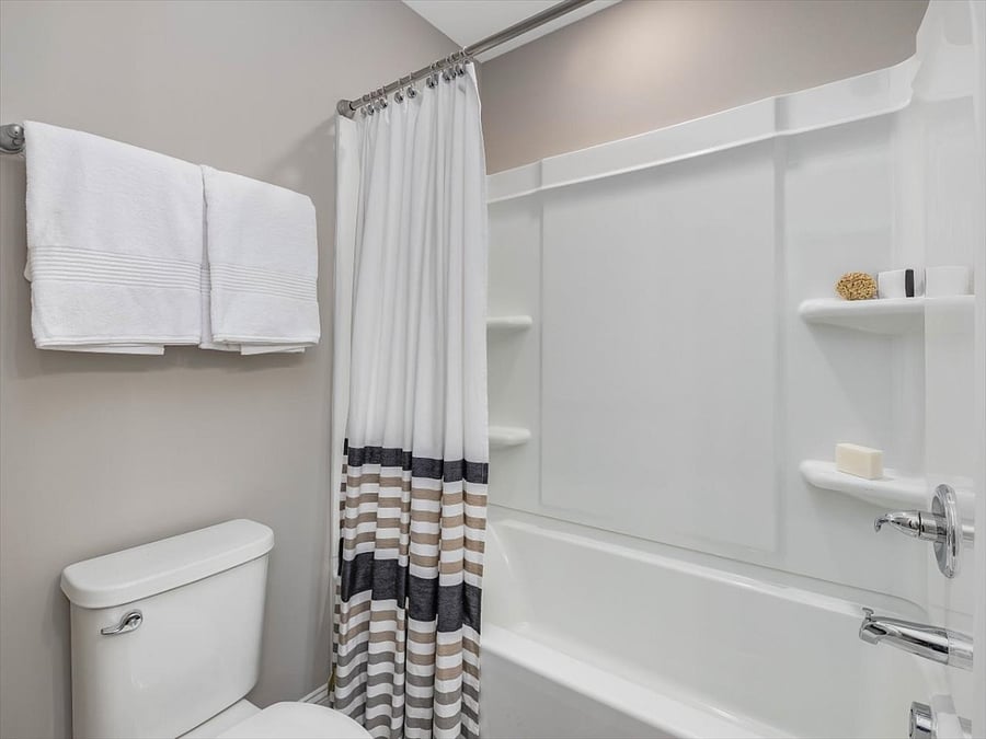 Furnished Finder property 817940_1 photo 38