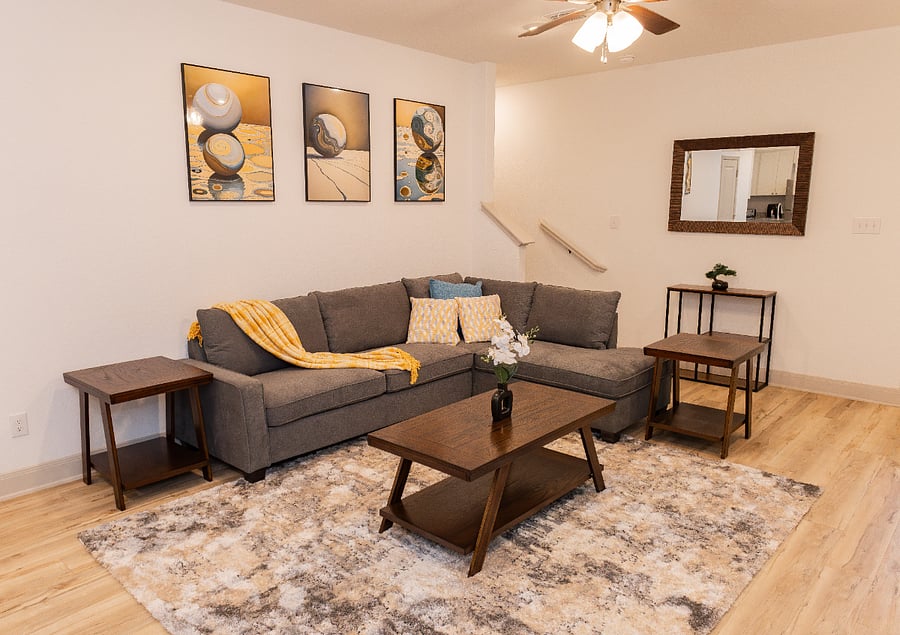 Furnished Finder property 818005_1 photo 4