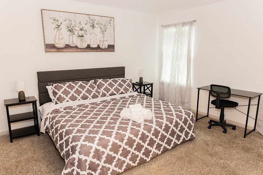 Furnished Finder property 818005_1 photo 12