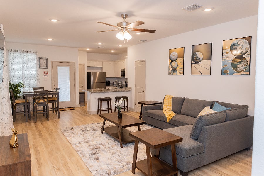 Furnished Finder property 818005_1 photo 5