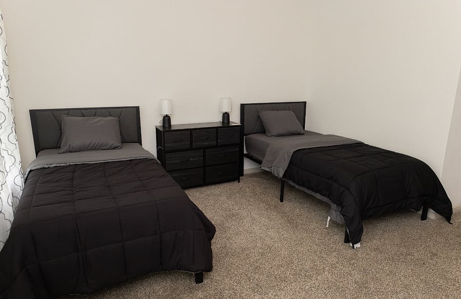 Furnished Finder property 818005_1 photo 15