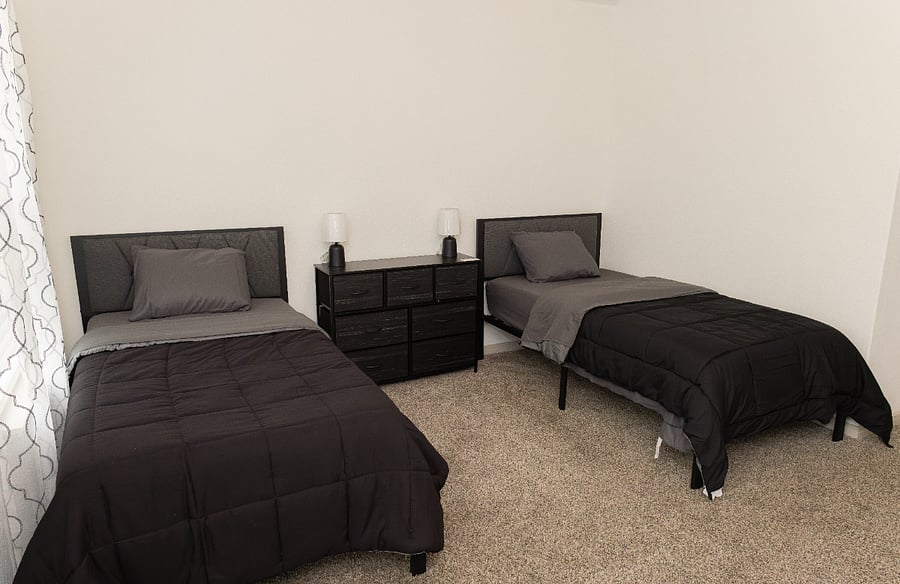 Furnished Finder property 818005_1 photo 16
