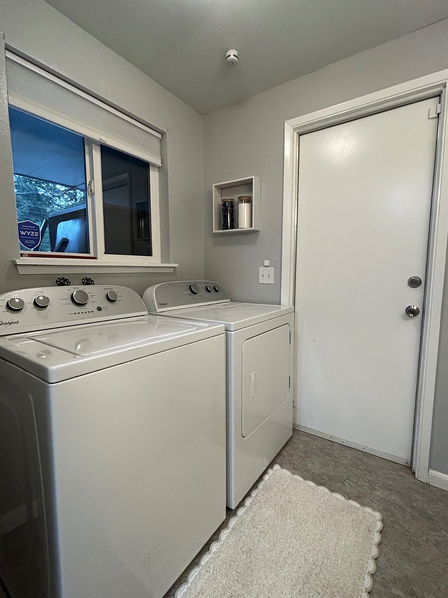 Furnished Finder property 818024_1 photo 10