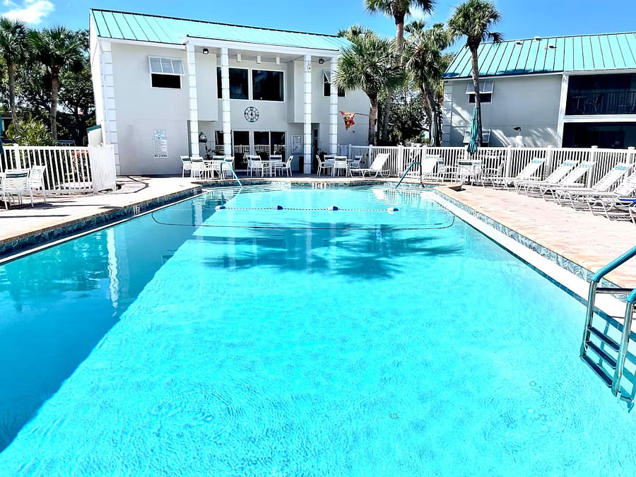 Furnished Finder property 818030_1 photo 15