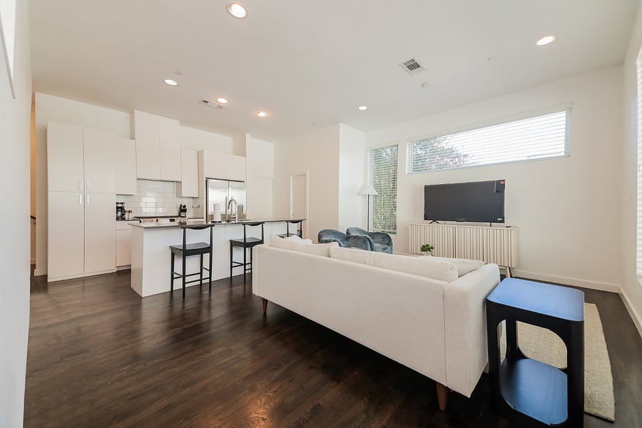 Furnished Finder property 818058_1 photo 3