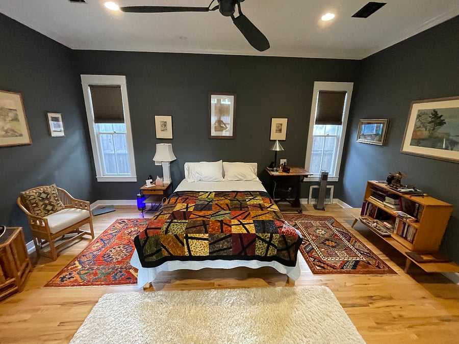 MAIN BEDROOM