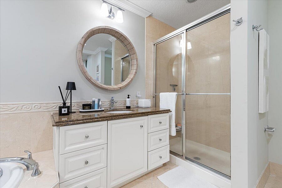 Furnished Finder property 818087_1 photo 18