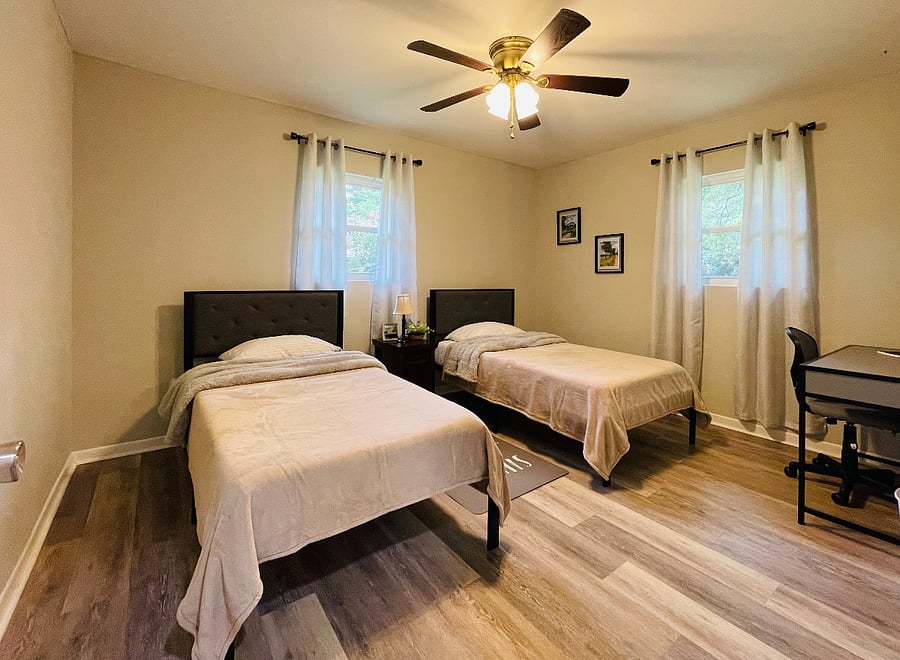 Furnished Finder property 818117_1 photo 11