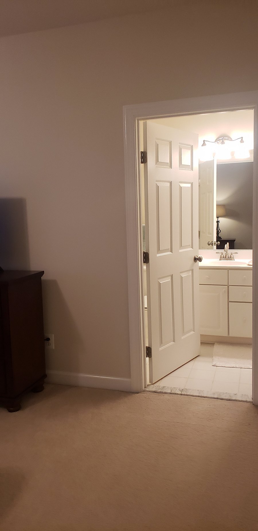 Furnished Finder property 818123_1 photo 8