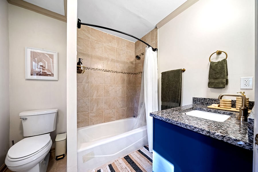 Furnished Finder property 818159_1 photo 12