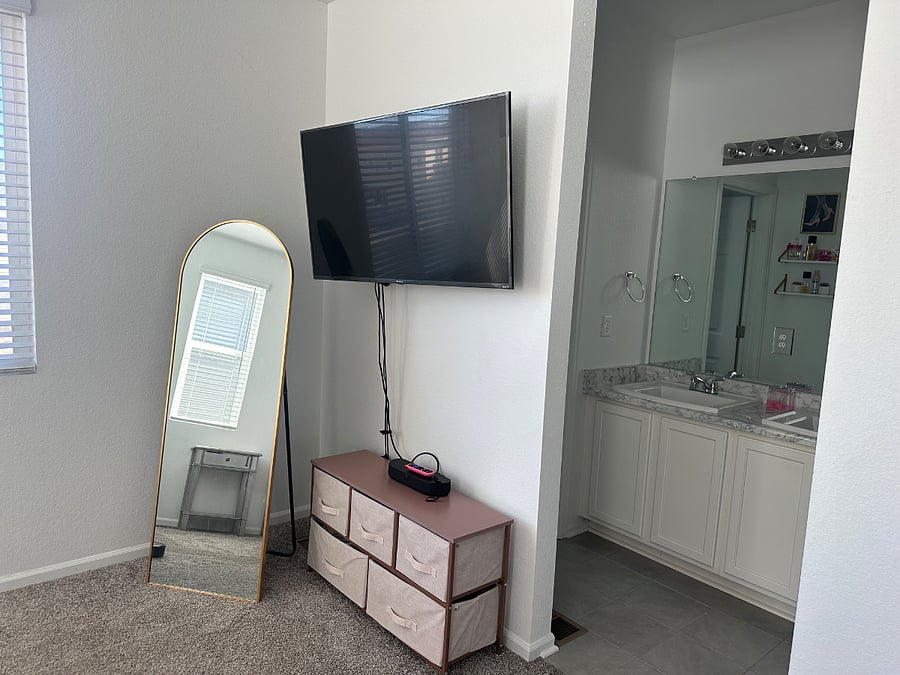Furnished Finder property 818178_1 photo 16