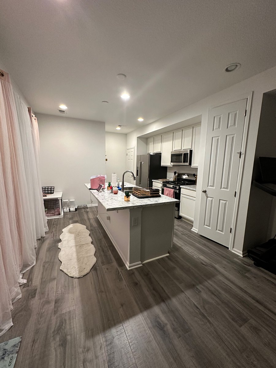 Furnished Finder property 818178_1 photo 17