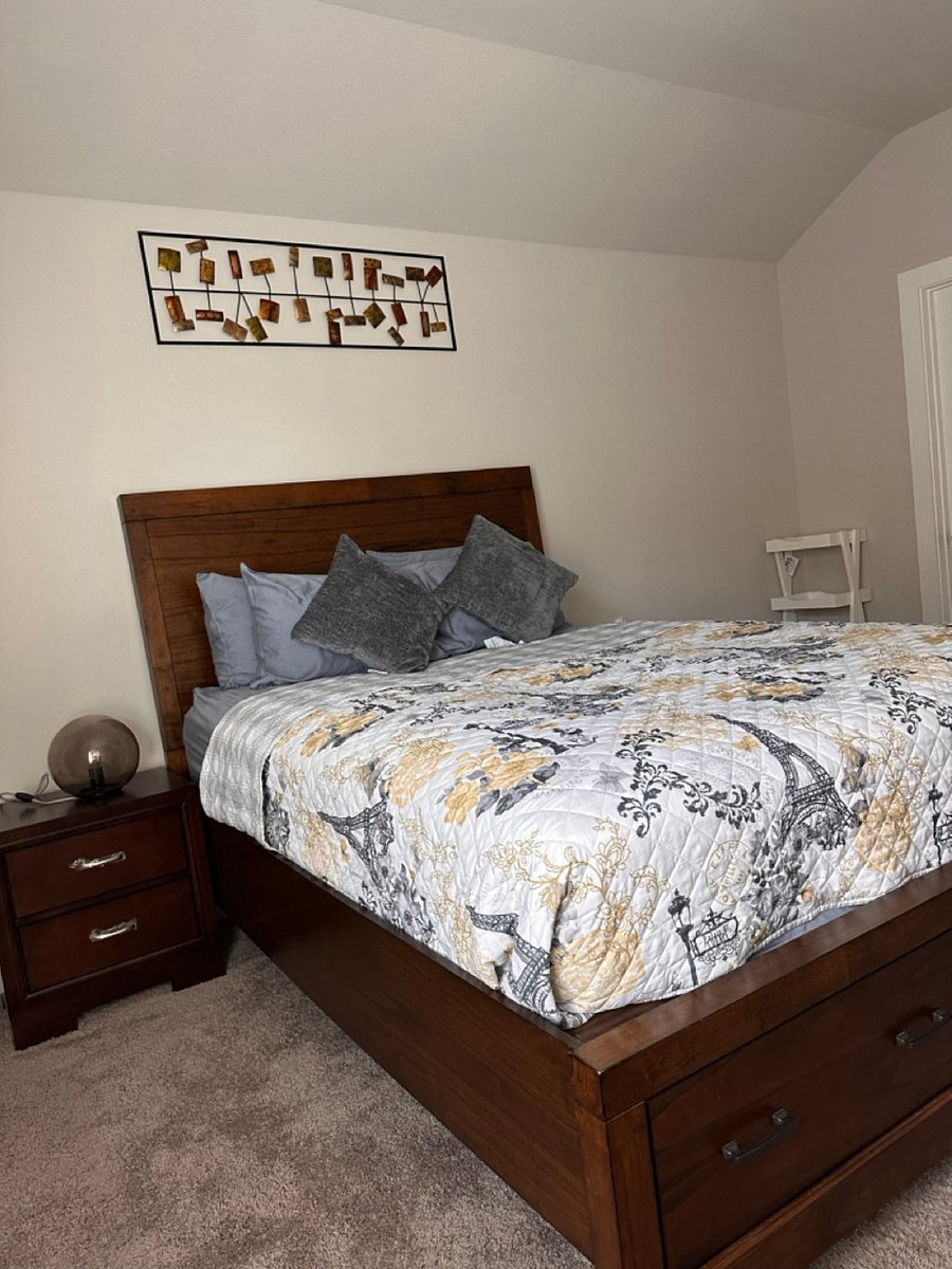 Furnished Finder property 818208_1 photo 2