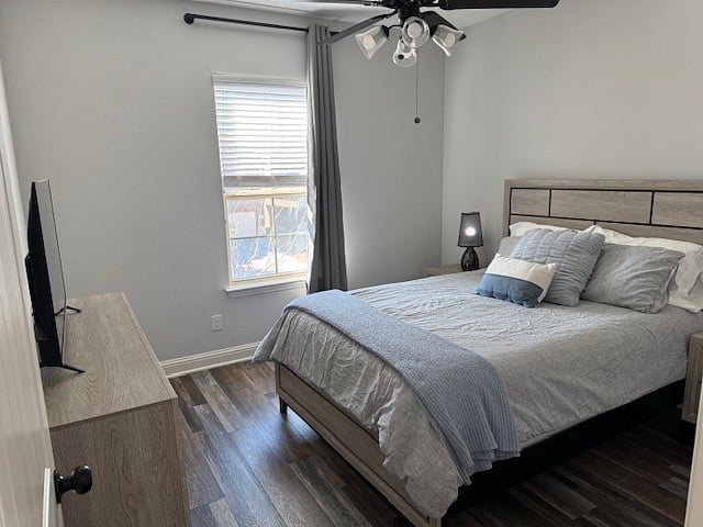 Bedroom 2 with Queen Bed