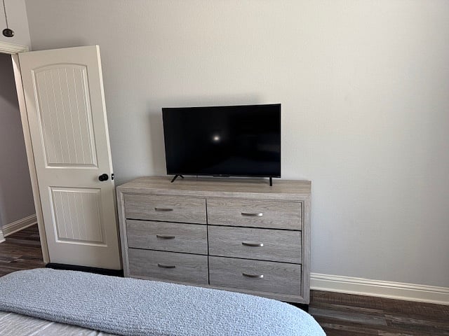 Bedroom 2 with Queen Bed