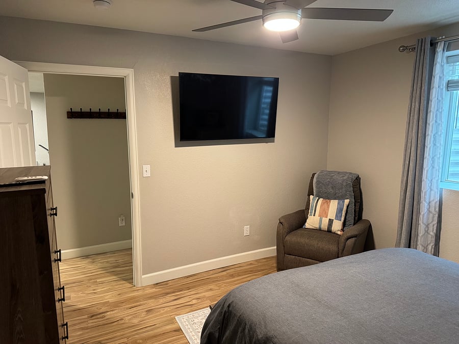Furnished Finder property 818263_1 photo 17