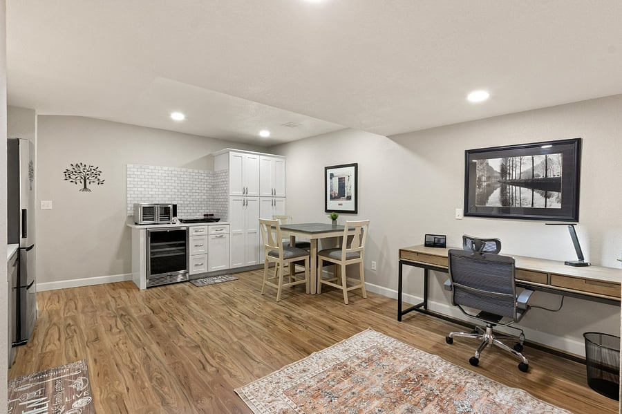 Furnished Finder property 818263_1 photo 8