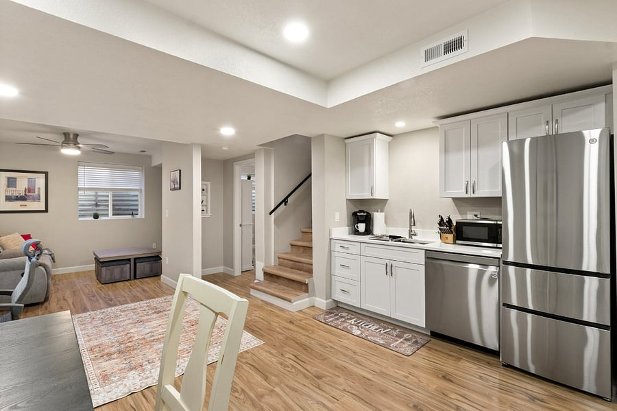 Furnished Finder property 818263_1 photo 12