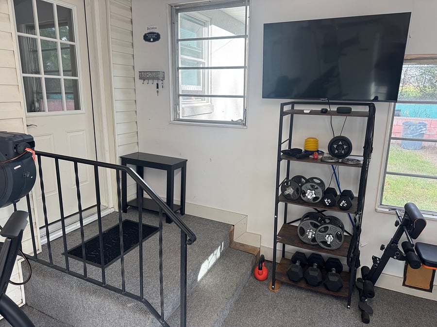 Furnished Finder property 818263_1 photo 23