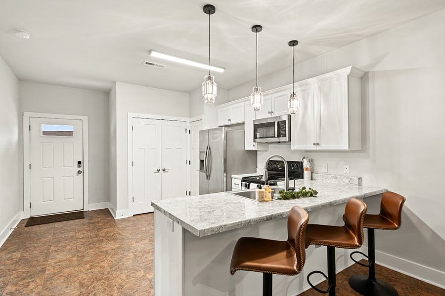 Furnished Finder property 818325_1 photo 6