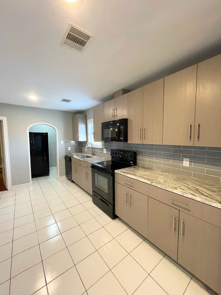 Furnished Finder property 818365_1 photo 4