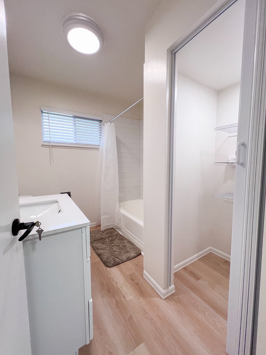 Furnished Finder property 818368_1 photo 12