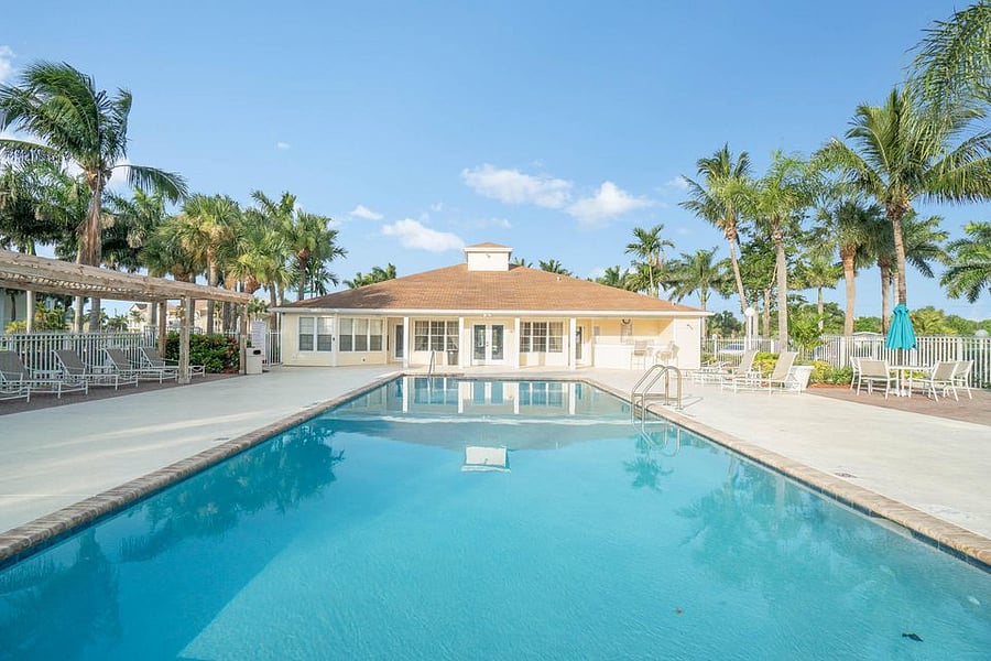 Furnished Finder property 818414_1 photo 15