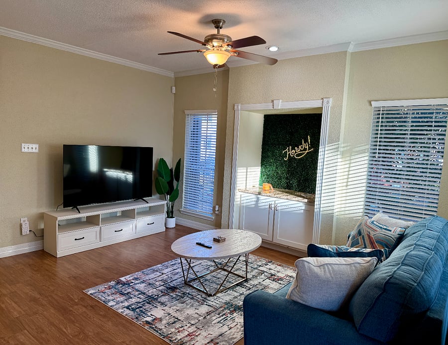 Furnished Finder property 818444_1 photo 3